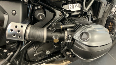 BMW R12 (24MY)